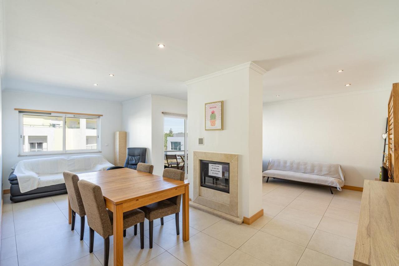 אלבופיירה Apartamento Correeira Deluxe By Umbral מראה חיצוני תמונה