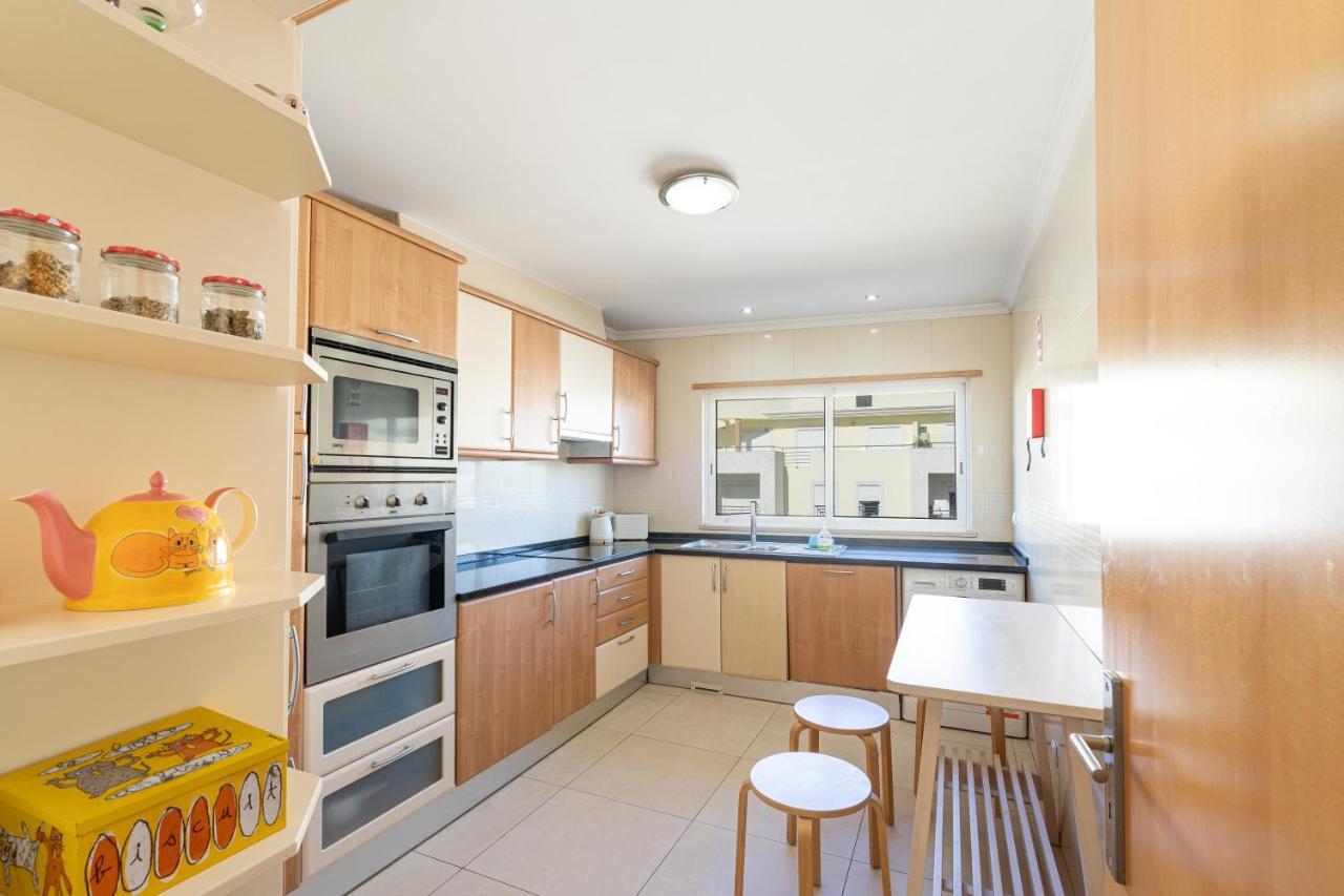 אלבופיירה Apartamento Correeira Deluxe By Umbral מראה חיצוני תמונה